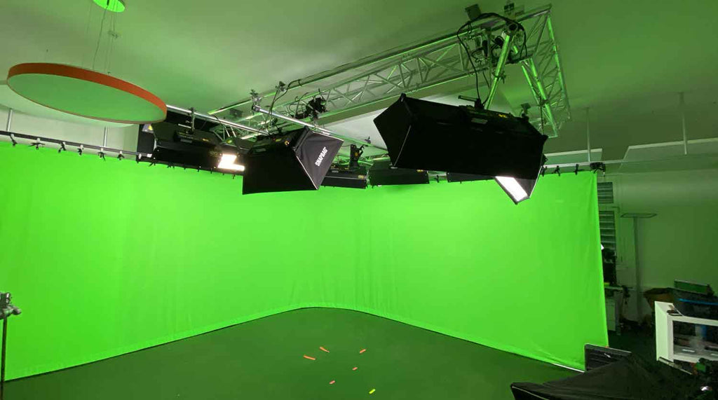 Studiobau: Mehr als nur helle Lampen – Wie Sie das perfekte Setup planen