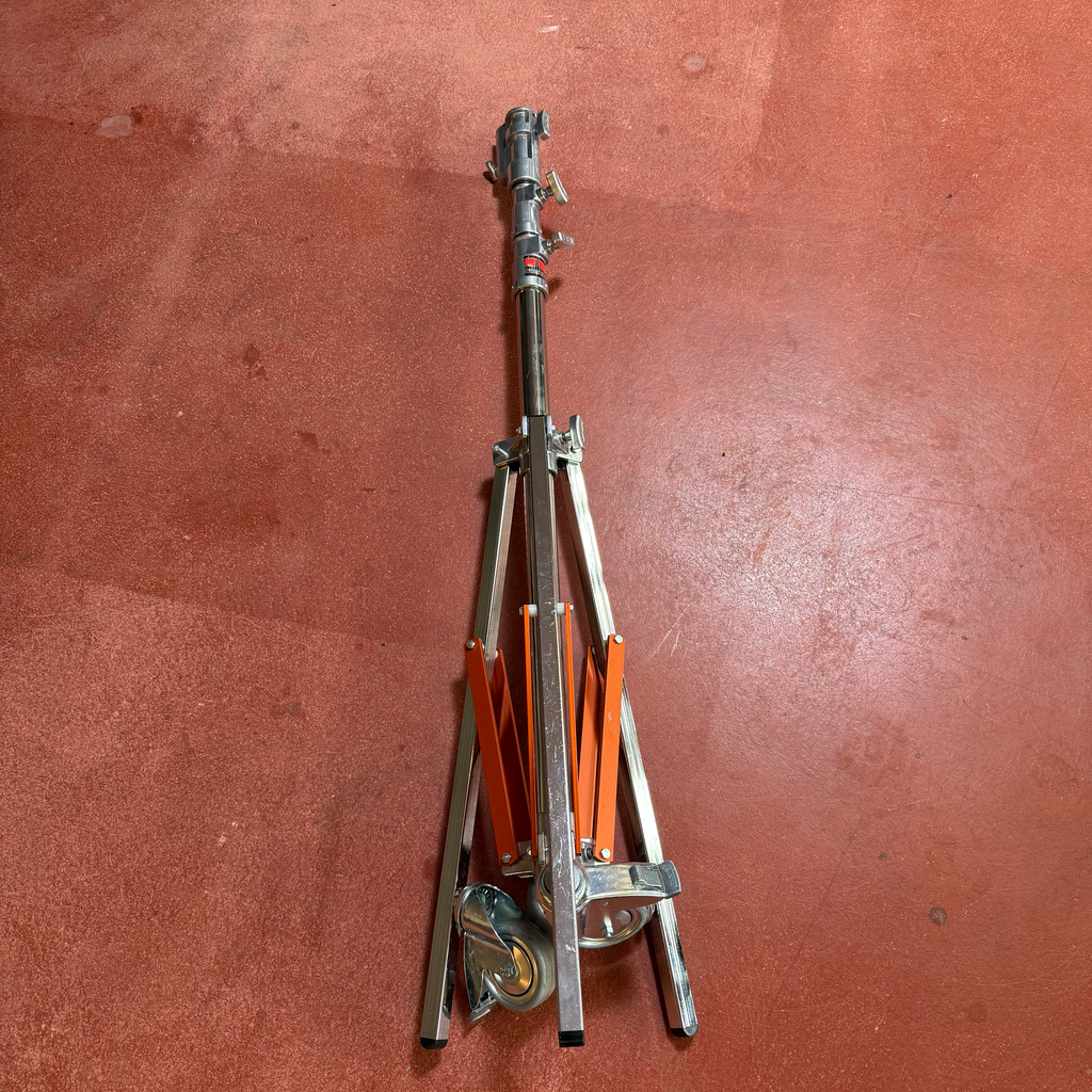 Matthews Occasion - Junior Rolling Stand 2XR