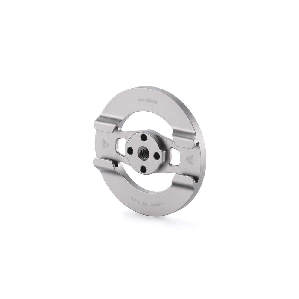 Tilta Tilta Universal Magnetic Mounting Bracket (1/4"-20) - Titanium Gray